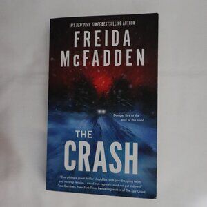 The Crash by Freida‎ McFadden | Thriller | Suspense | Fiction | Paperback